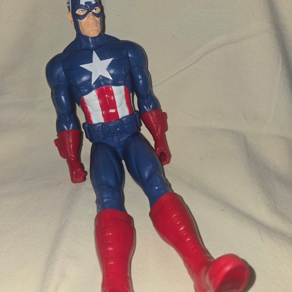 Hasbro Marvel Avengers 2013 Titan Hero Series Captain America 12" Action Figure